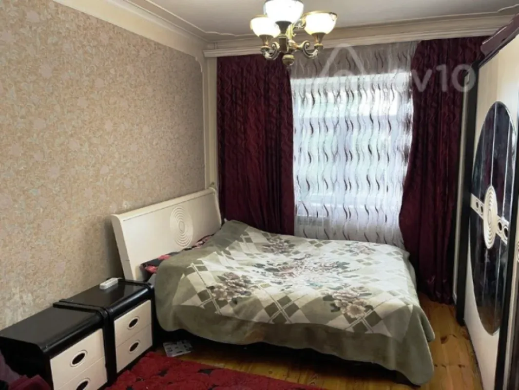 Satılır 3 otaqlı köhnə tikili 70 m²