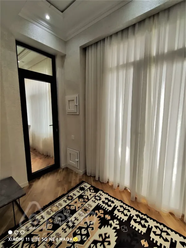 Kirayə verilir 2 otaqlı yeni tikili 80 m²