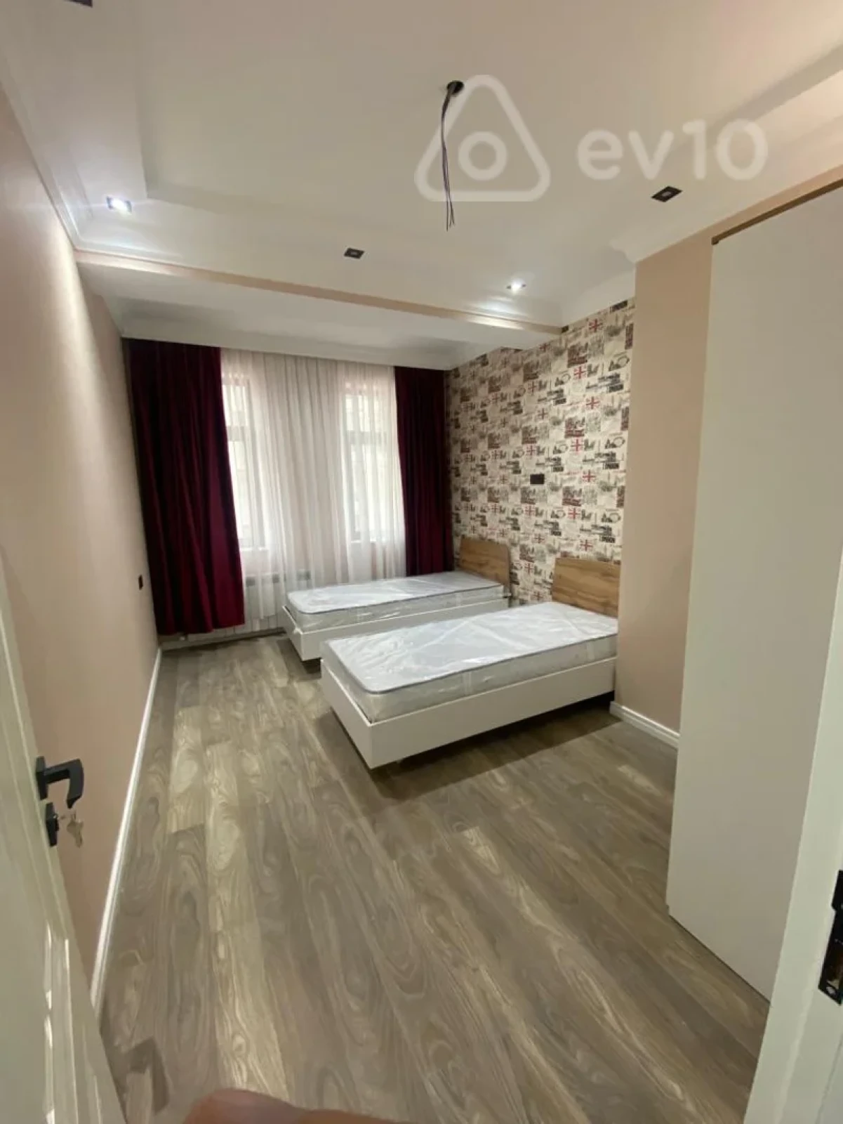 Kirayə verilir 3 otaqlı yeni tikili 86 m²