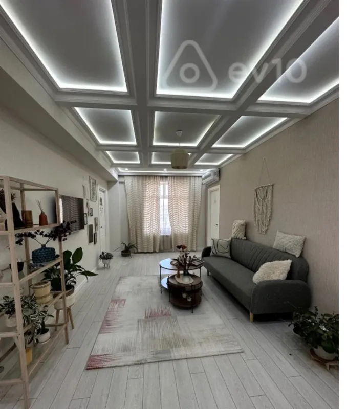 Kirayə verilir 3 otaqlı yeni tikili 78 m²