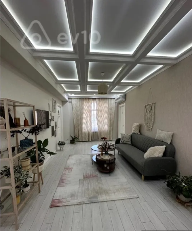 Kirayə verilir 3 otaqlı yeni tikili 78 m²