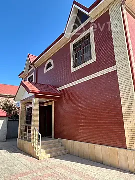 Satılır 5 otaqlı həyət evi 216 m² — Bakı 5 otaq 216.00 m²