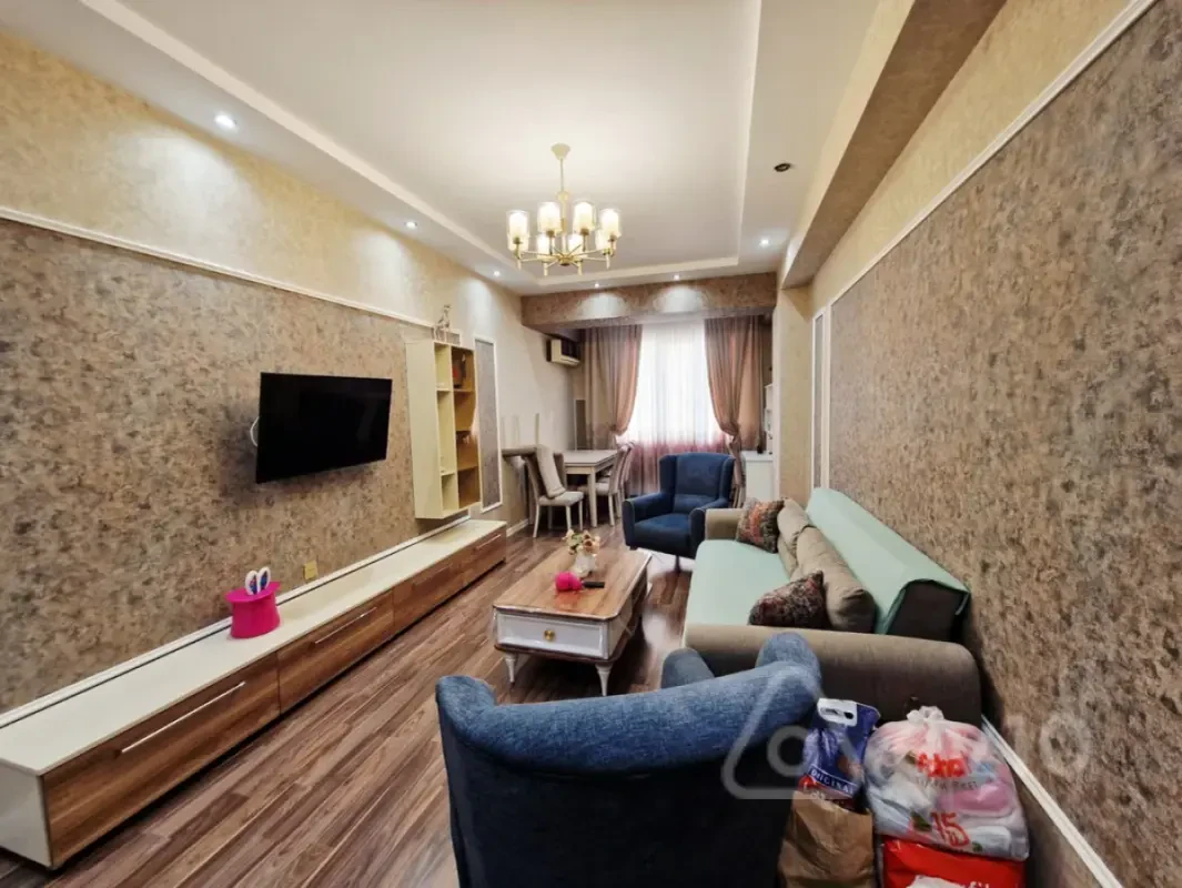 Kirayə verilir 2 otaqlı yeni tikili 75 m²