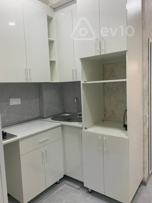 Kirayə verilir 3 otaqlı yeni tikili 56 m²