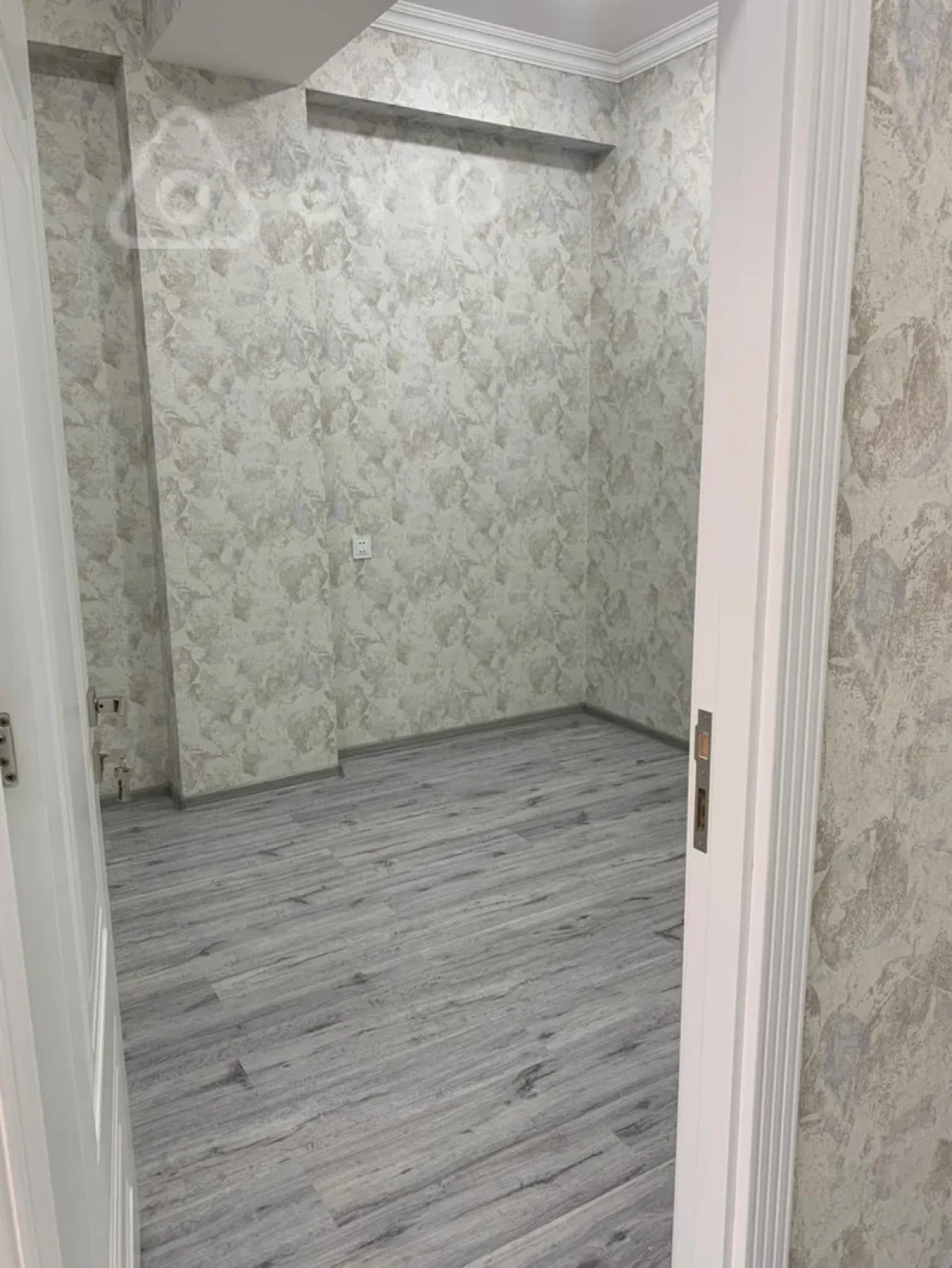 Kirayə verilir 3 otaqlı yeni tikili 56 m²