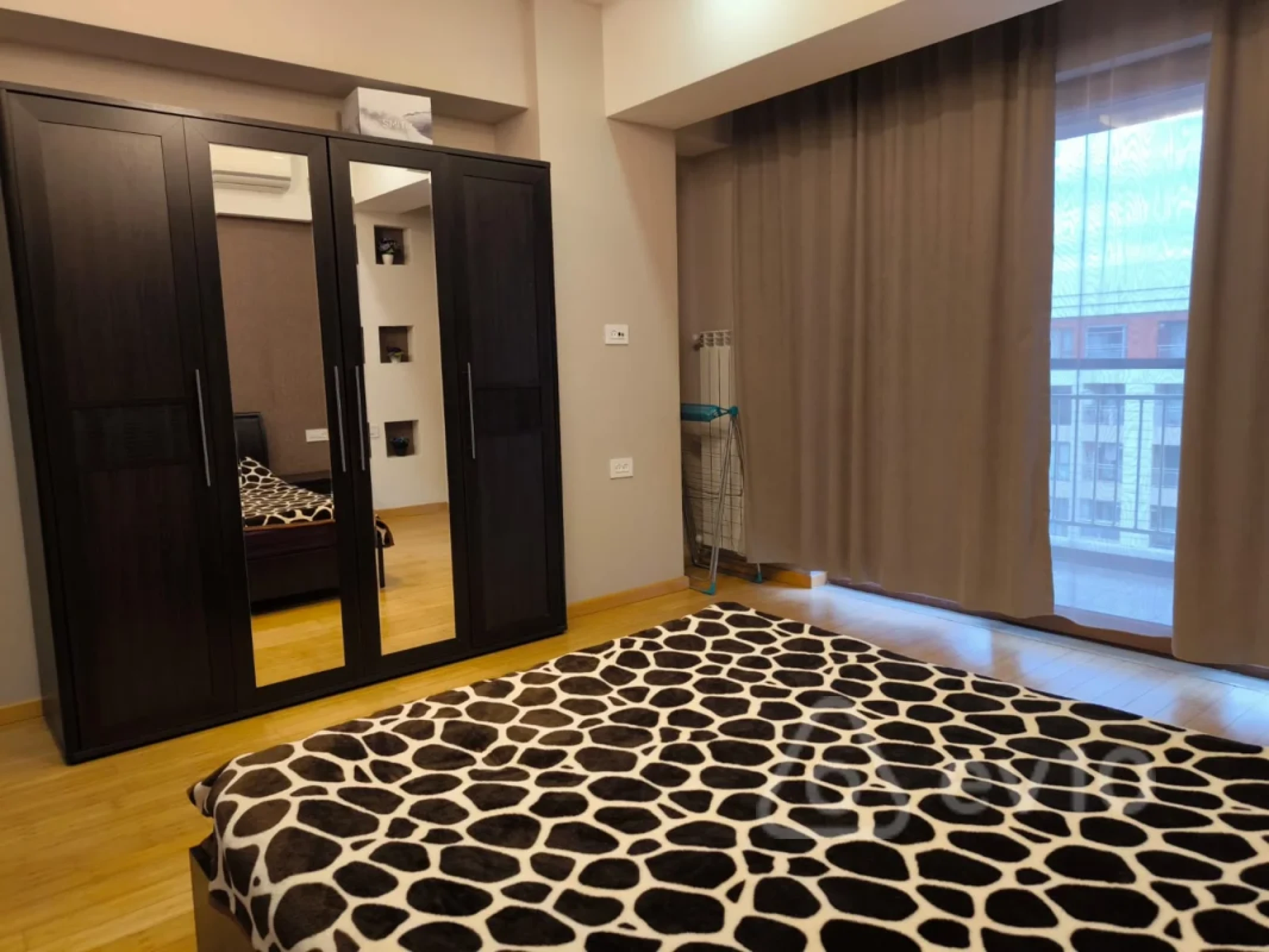 Kirayə verilir 2 otaqlı yeni tikili 78 m²