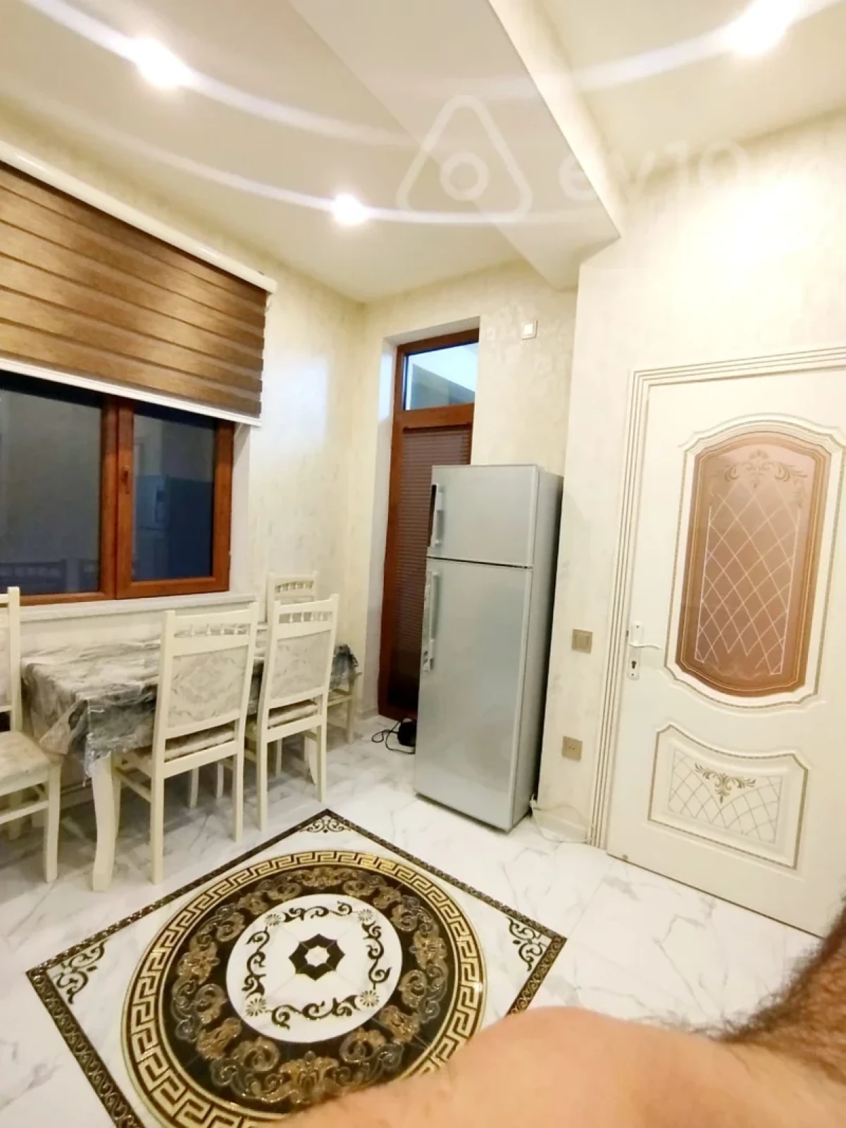 Kirayə verilir 2 otaqlı yeni tikili 60 m²