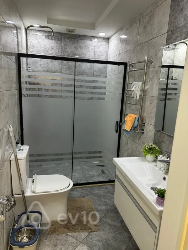 Kirayə verilir 2 otaqlı yeni tikili 110 m²