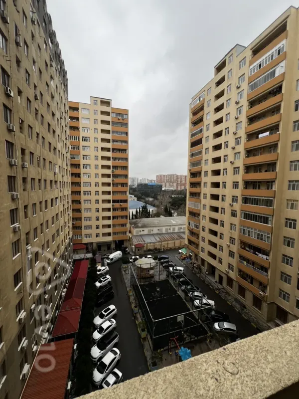 Kirayə verilir 2 otaqlı yeni tikili 100 m²