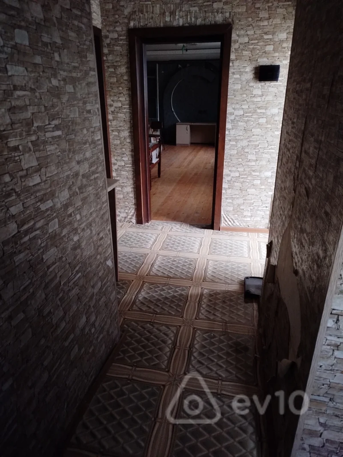 Kirayə verilir 2 otaqlı yeni tikili 50 m²