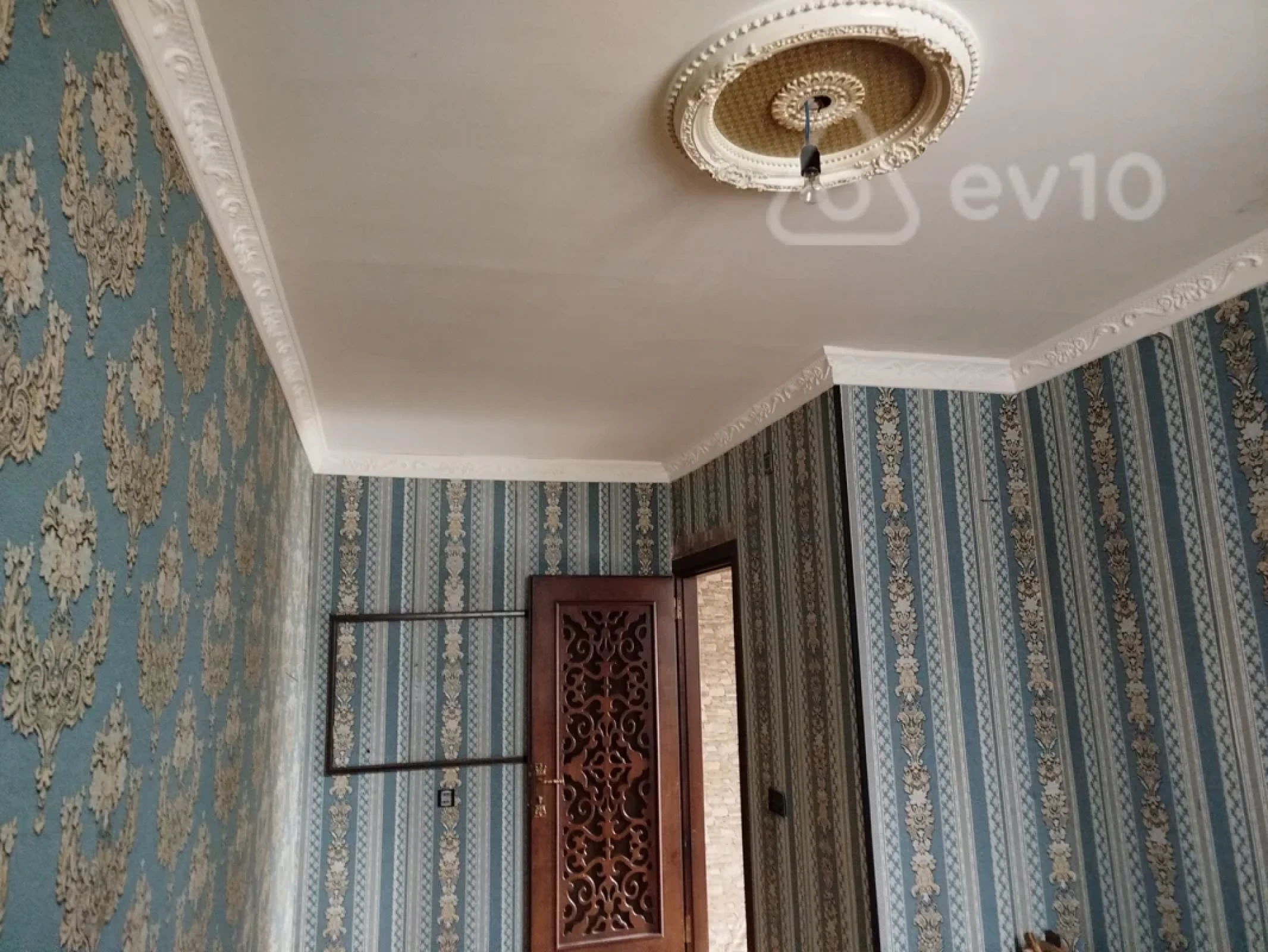 Kirayə verilir 2 otaqlı yeni tikili 50 m²