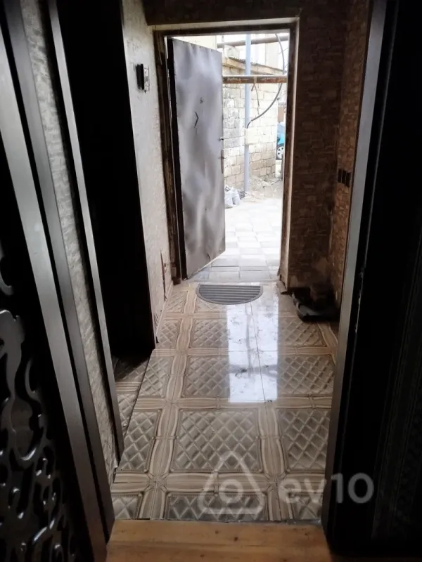 Kirayə verilir 2 otaqlı yeni tikili 50 m²