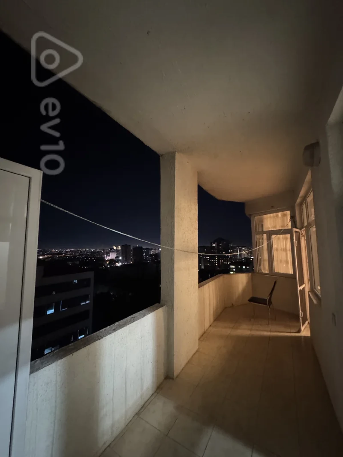 Kirayə verilir 3 otaqlı yeni tikili 172 m²