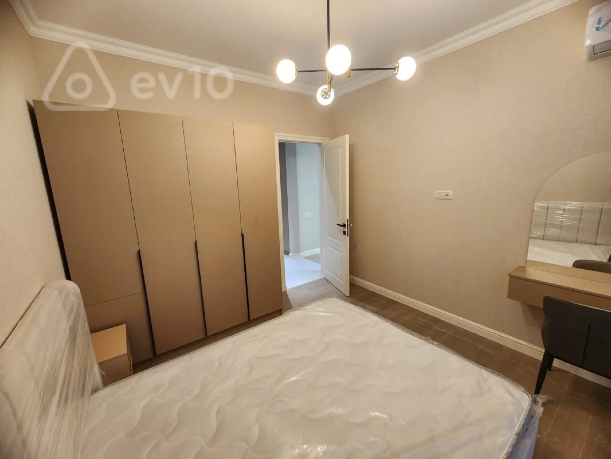 Kirayə verilir 2 otaqlı yeni tikili 60 m²