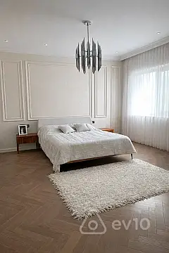 Kirayə verilir 3 otaqlı yeni tikili 190 m²