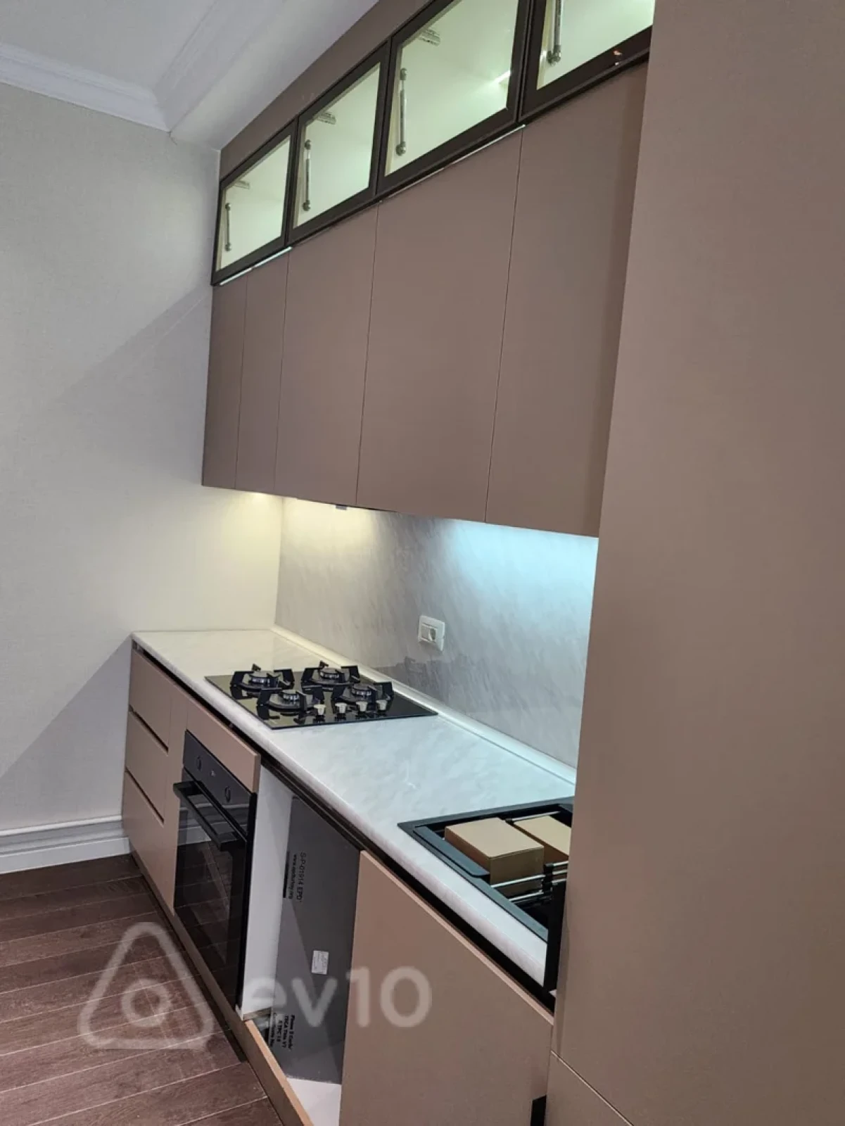 Kirayə verilir 3 otaqlı yeni tikili 72 m²