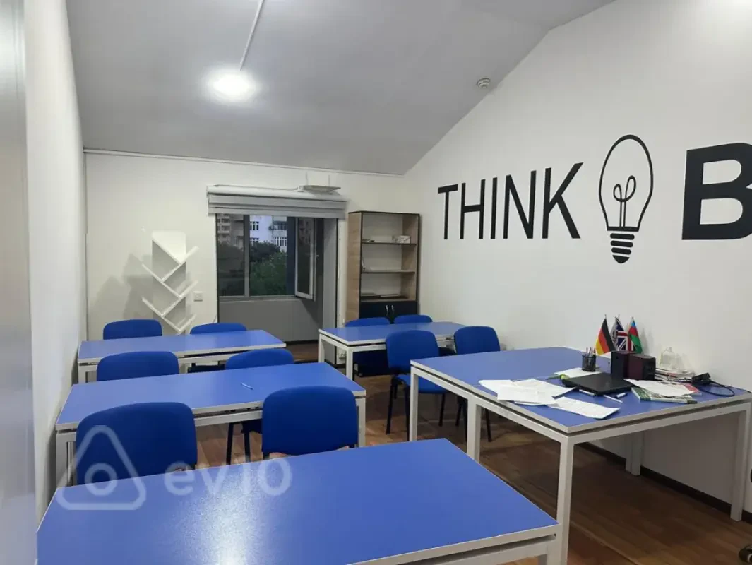 Kirayə verilir 4 otaqlı ofis 135 m²