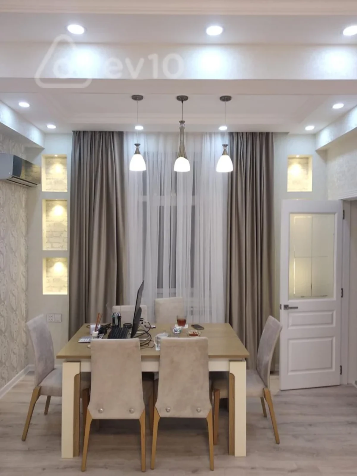Kirayə verilir 2 otaqlı yeni tikili 60 m²