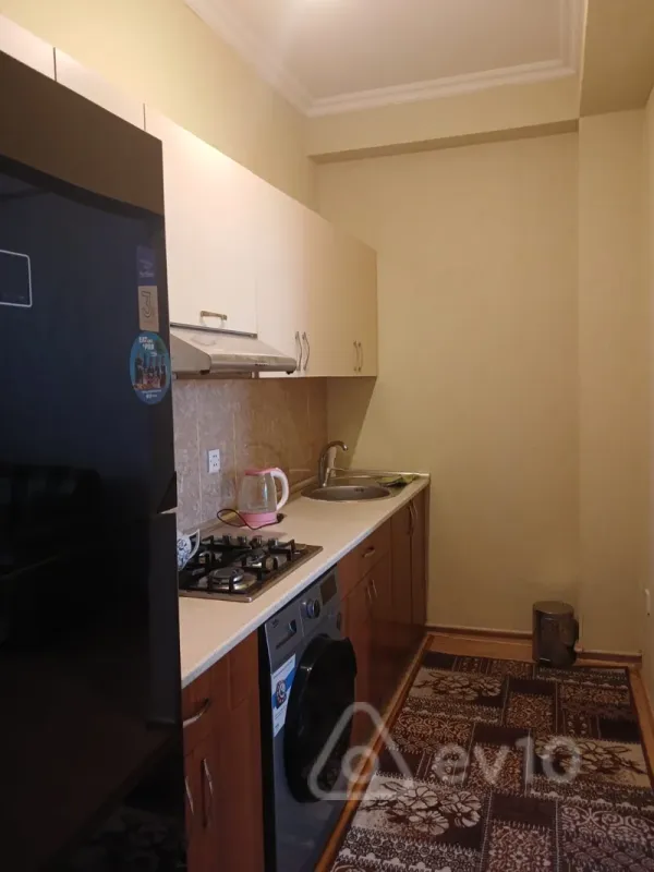 Kirayə verilir 2 otaqlı yeni tikili 60 m²