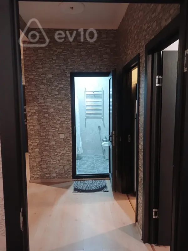 Kirayə verilir 2 otaqlı yeni tikili 60 m²