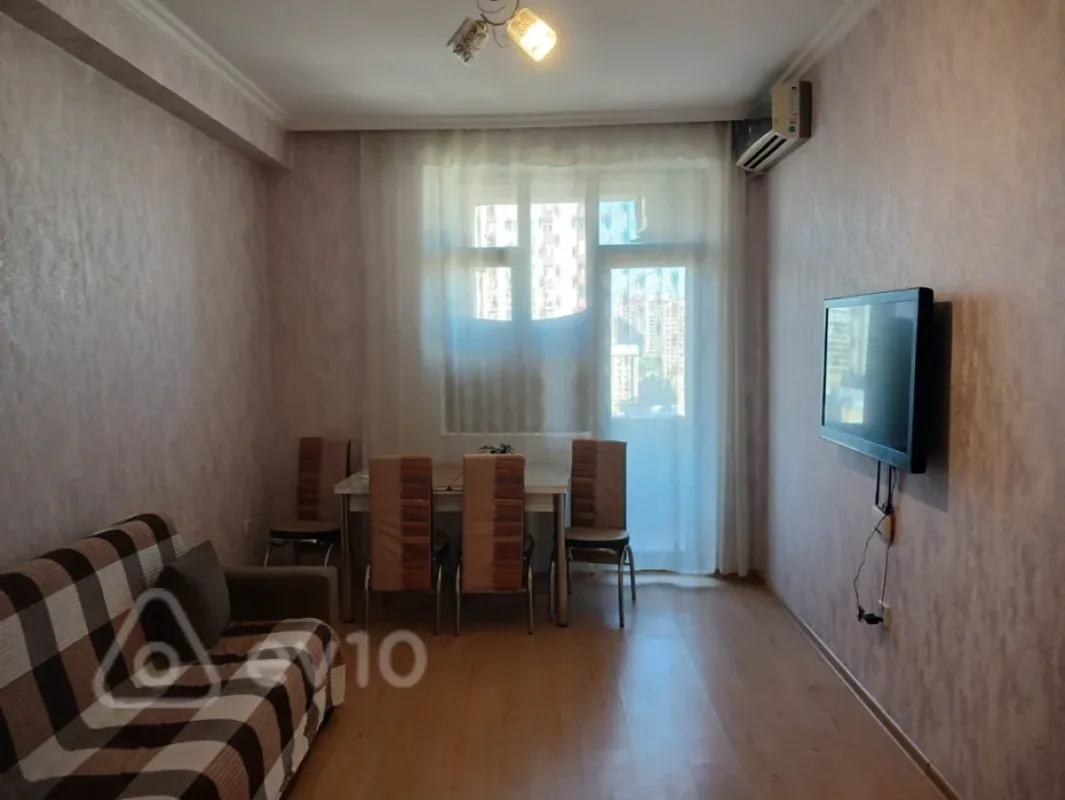 Kirayə verilir 2 otaqlı yeni tikili 60 m²