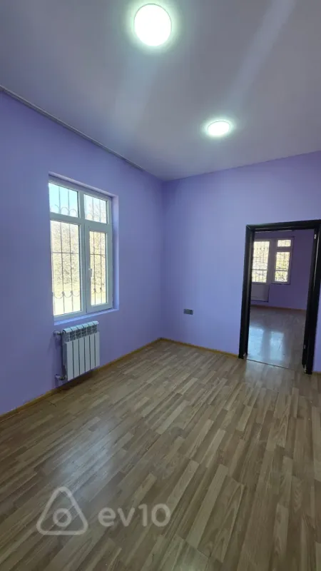 Kirayə verilir mənzil 170 m²