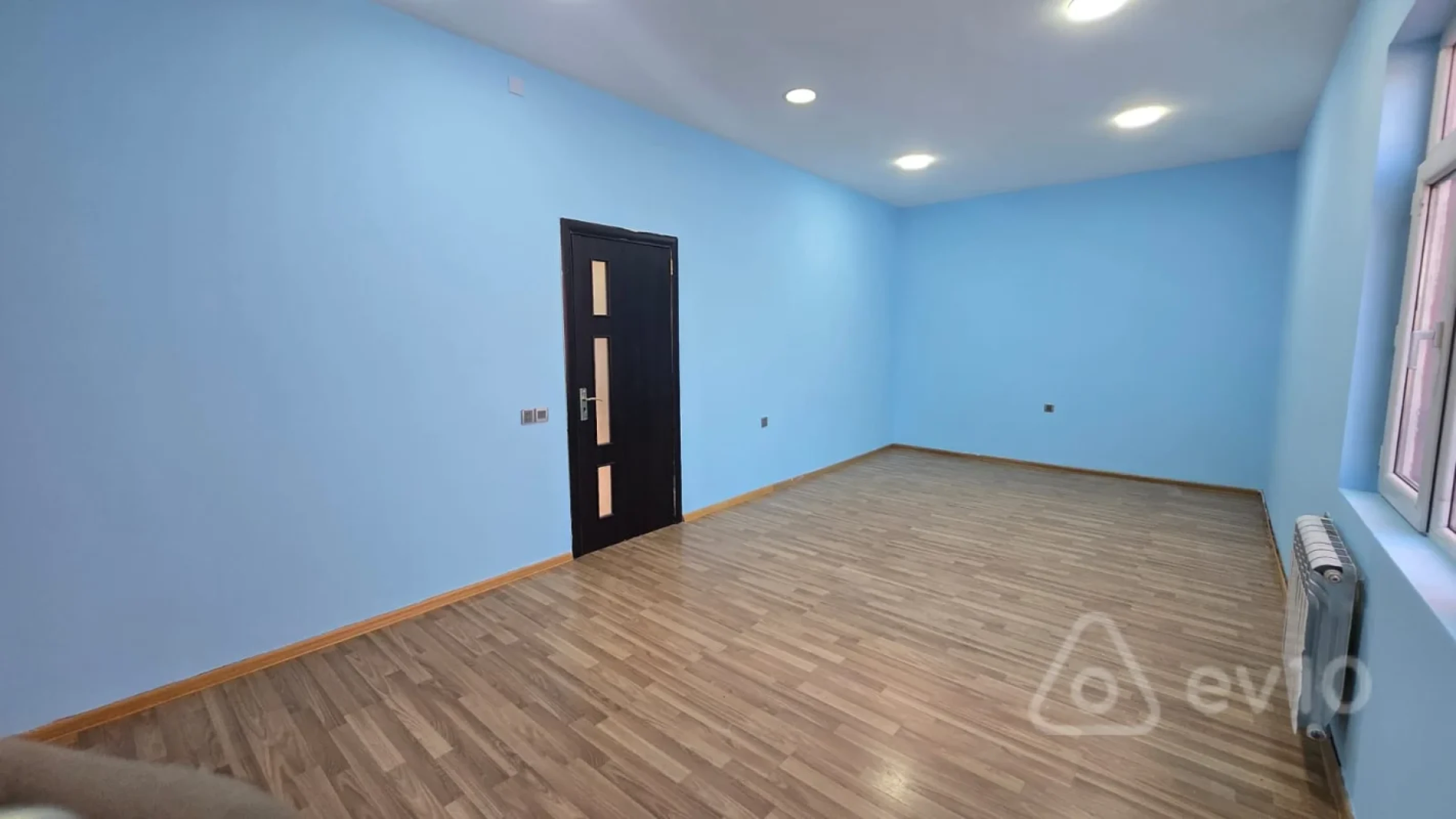 Kirayə verilir mənzil 170 m²