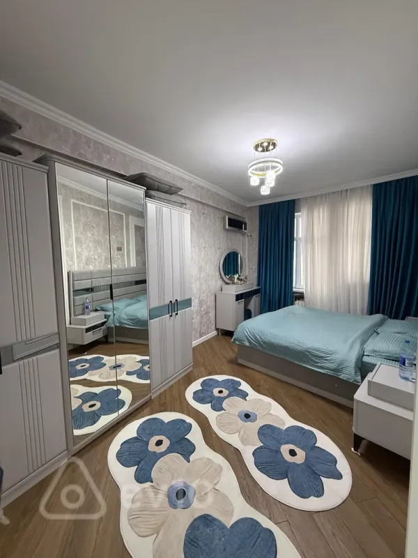 Kirayə verilir 2 otaqlı yeni tikili 85 m²