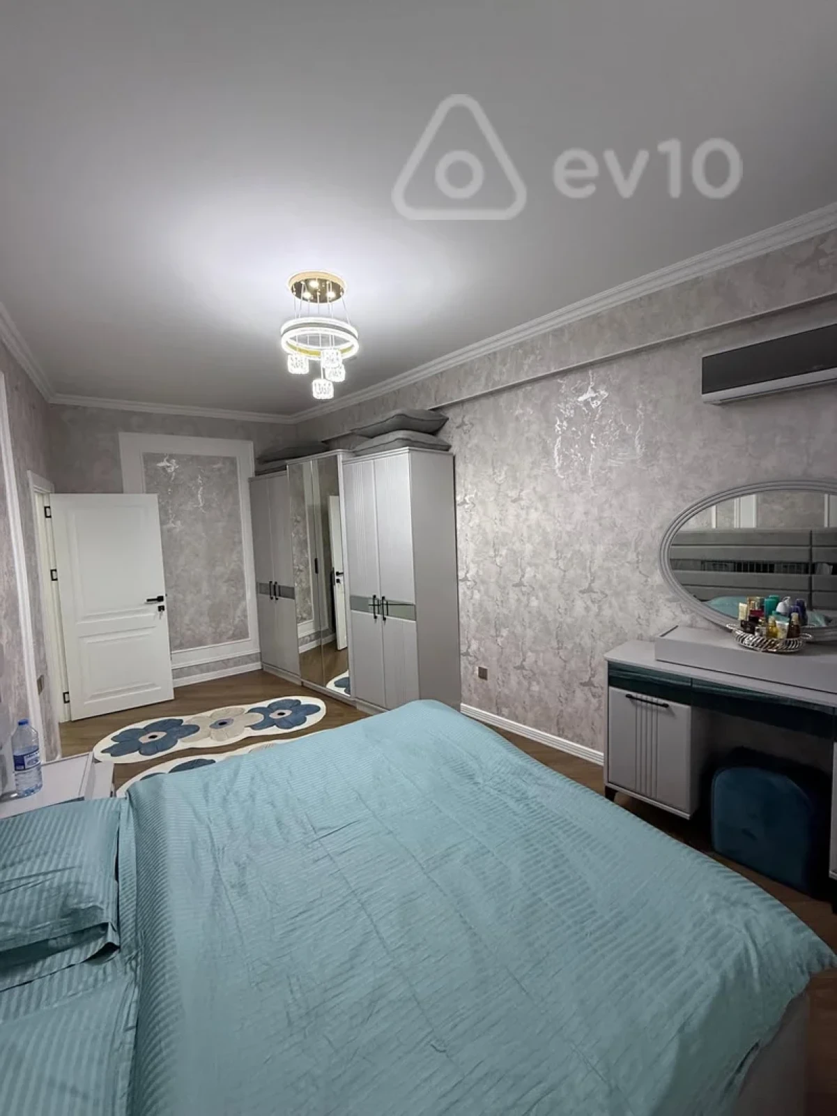 Kirayə verilir 2 otaqlı yeni tikili 85 m²