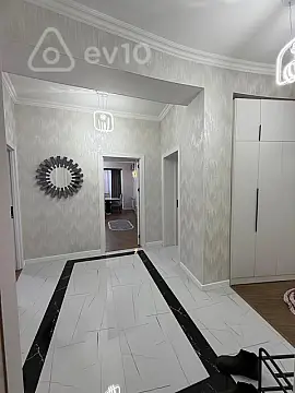 Kirayə verilir 2 otaqlı yeni tikili 85 m²