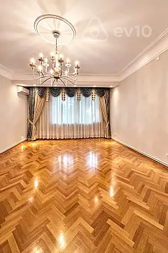 Kirayə verilir 3 otaqlı köhnə tikili 98 m²