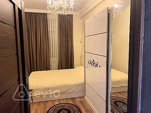 Kirayə verilir 2 otaqlı yeni tikili 80 m²