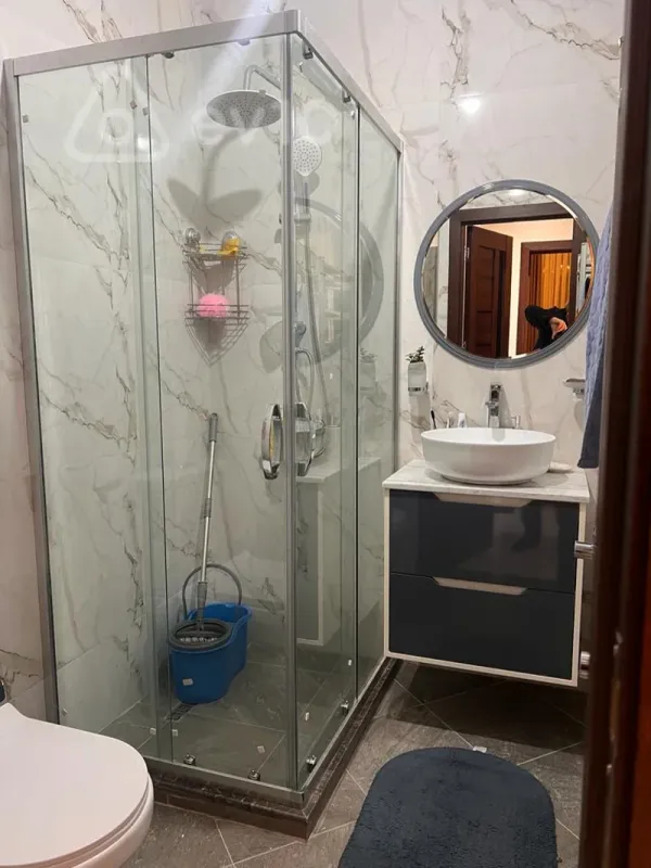 Kirayə verilir 2 otaqlı yeni tikili 80 m²