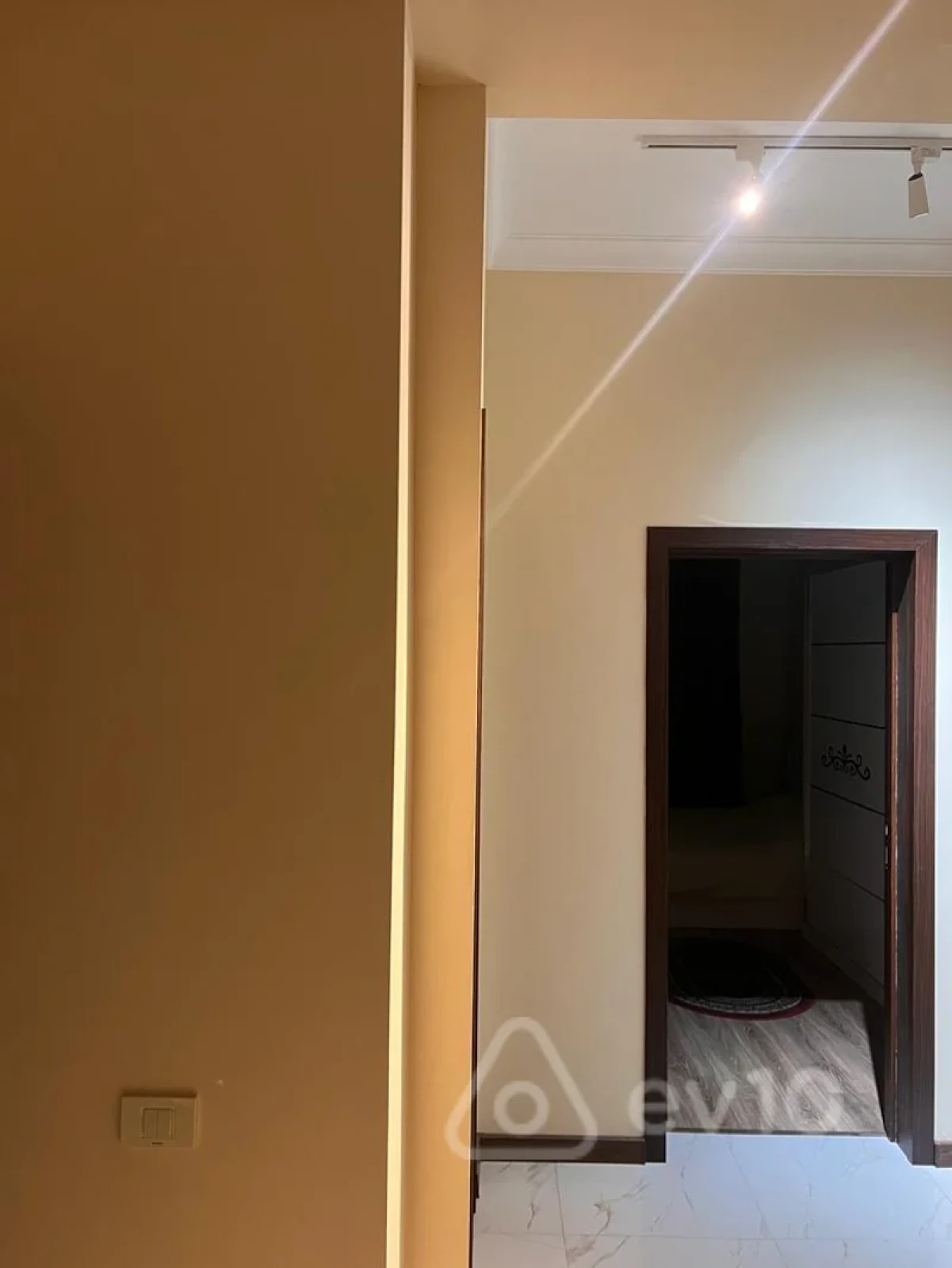 Kirayə verilir 2 otaqlı yeni tikili 80 m²