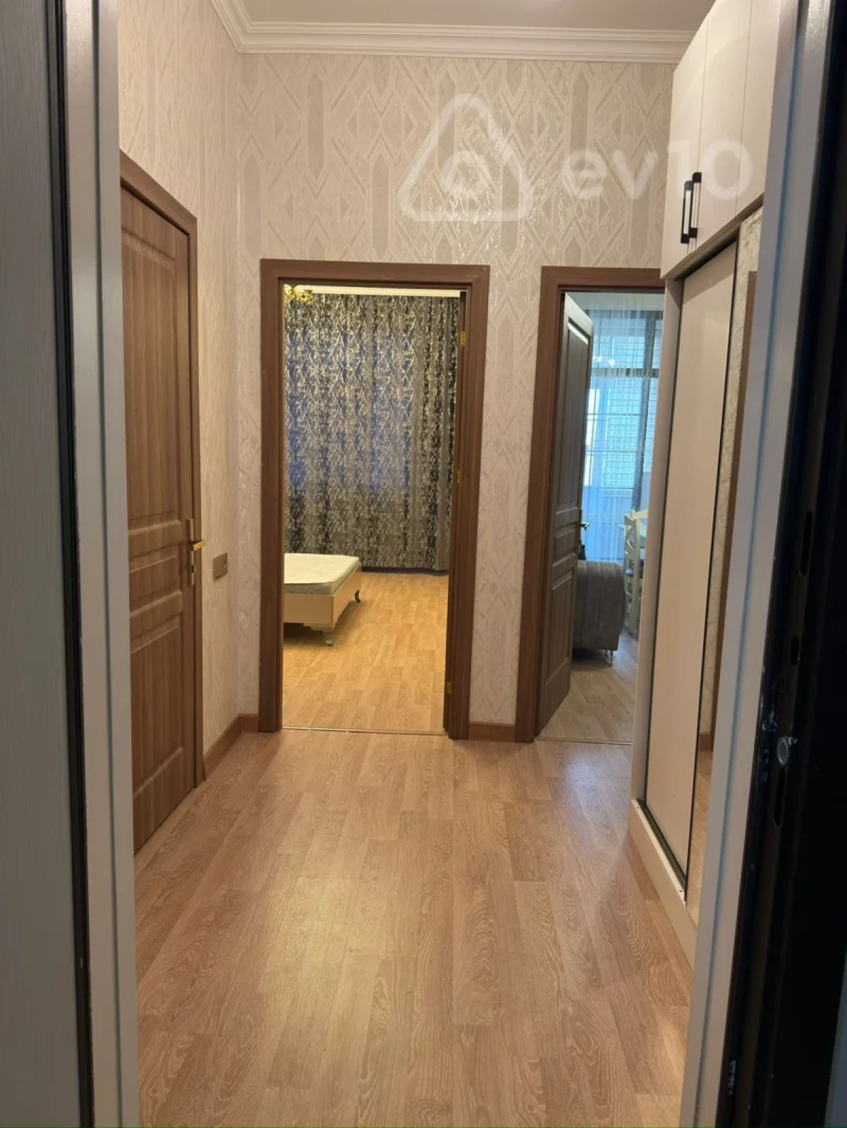 Kirayə verilir 1 otaqlı yeni tikili 45 m²