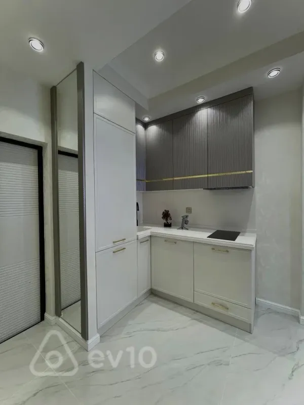 Kirayə verilir 2 otaqlı yeni tikili 40 m²
