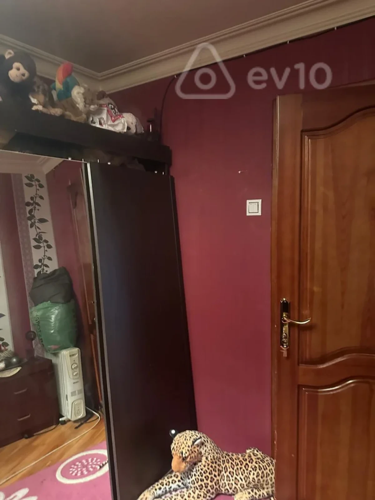 Kirayə verilir 2 otaqlı köhnə tikili 60 m²