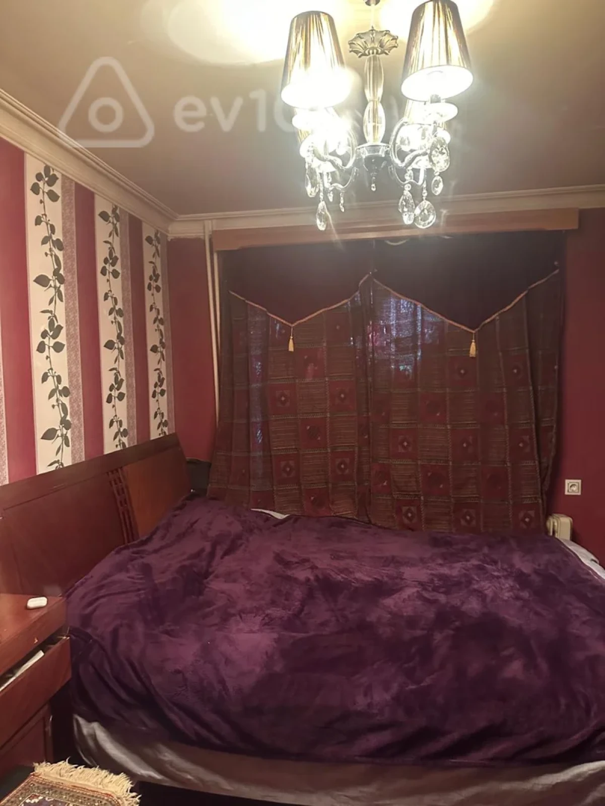 Kirayə verilir 2 otaqlı köhnə tikili 60 m²
