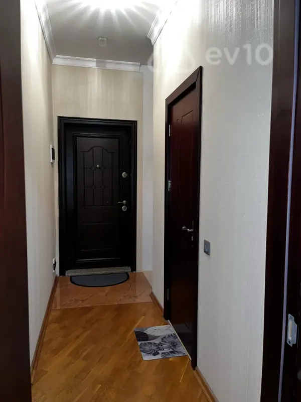 Kirayə verilir 2 otaqlı yeni tikili 55 m²