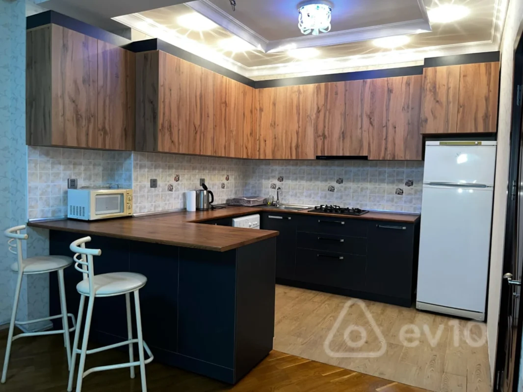 Kirayə verilir 2 otaqlı yeni tikili 55 m²