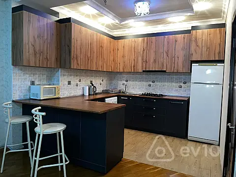 Kirayə verilir 2 otaqlı yeni tikili 55 m²