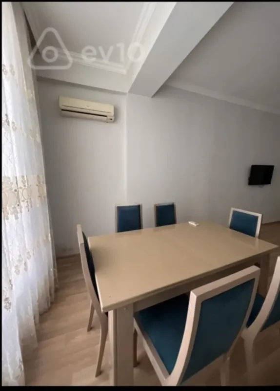 Kirayə verilir 2 otaqlı yeni tikili 78 m²