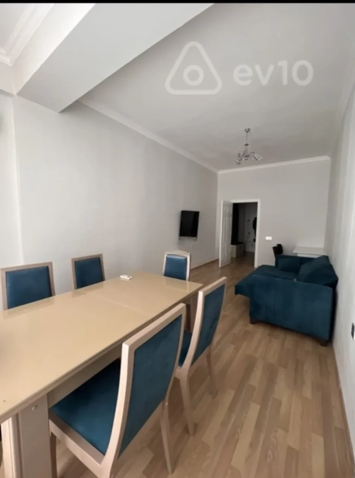 Kirayə verilir 2 otaqlı yeni tikili 78 m²
