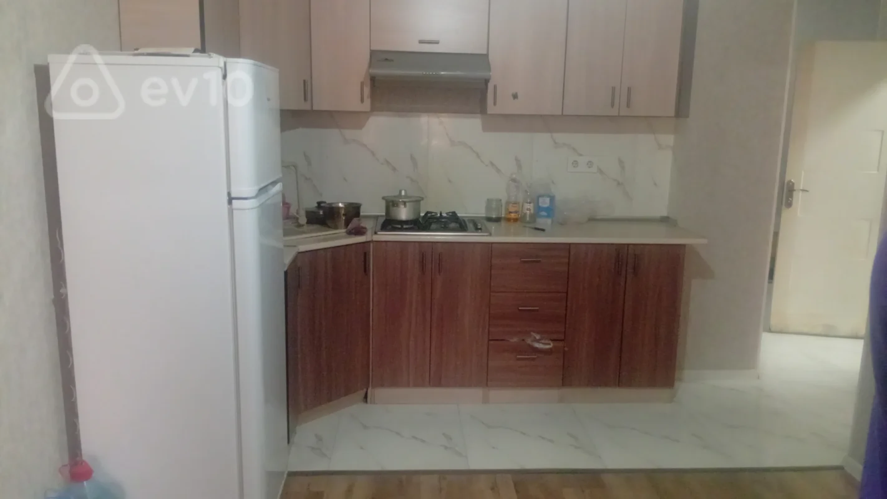 Kirayə verilir 2 otaqlı yeni tikili 56 m²