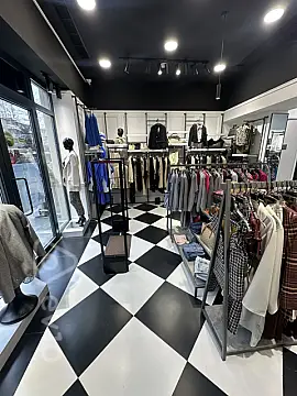 Satılır mənzil 56 m²