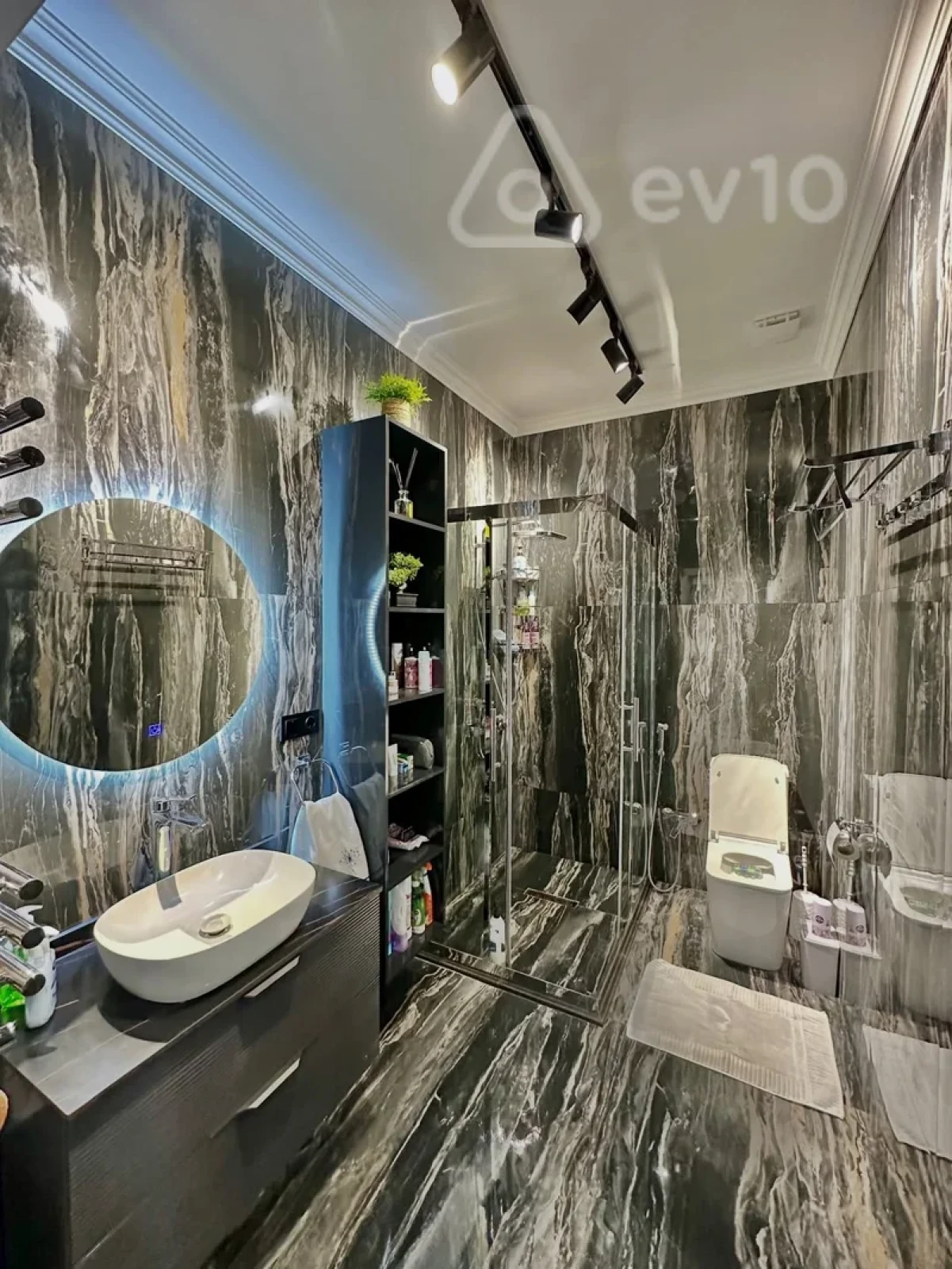 Kirayə verilir 2 otaqlı yeni tikili 98 m²