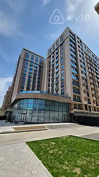 Satılır 3 otaqlı yeni tikili 118 m²