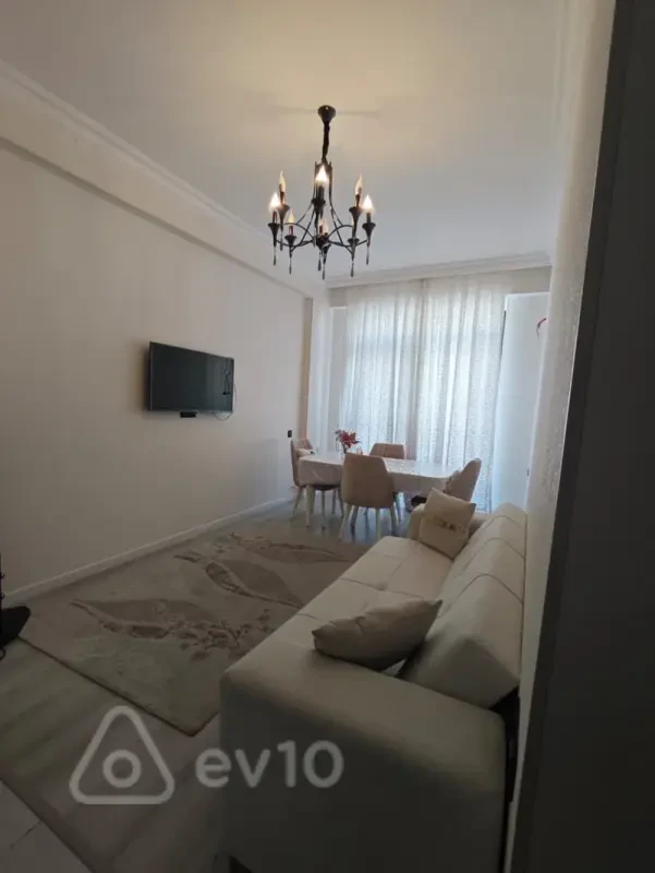 Kirayə verilir 2 otaqlı yeni tikili 50 m²