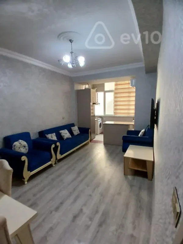 Satılır 3 otaqlı yeni tikili 80 m²