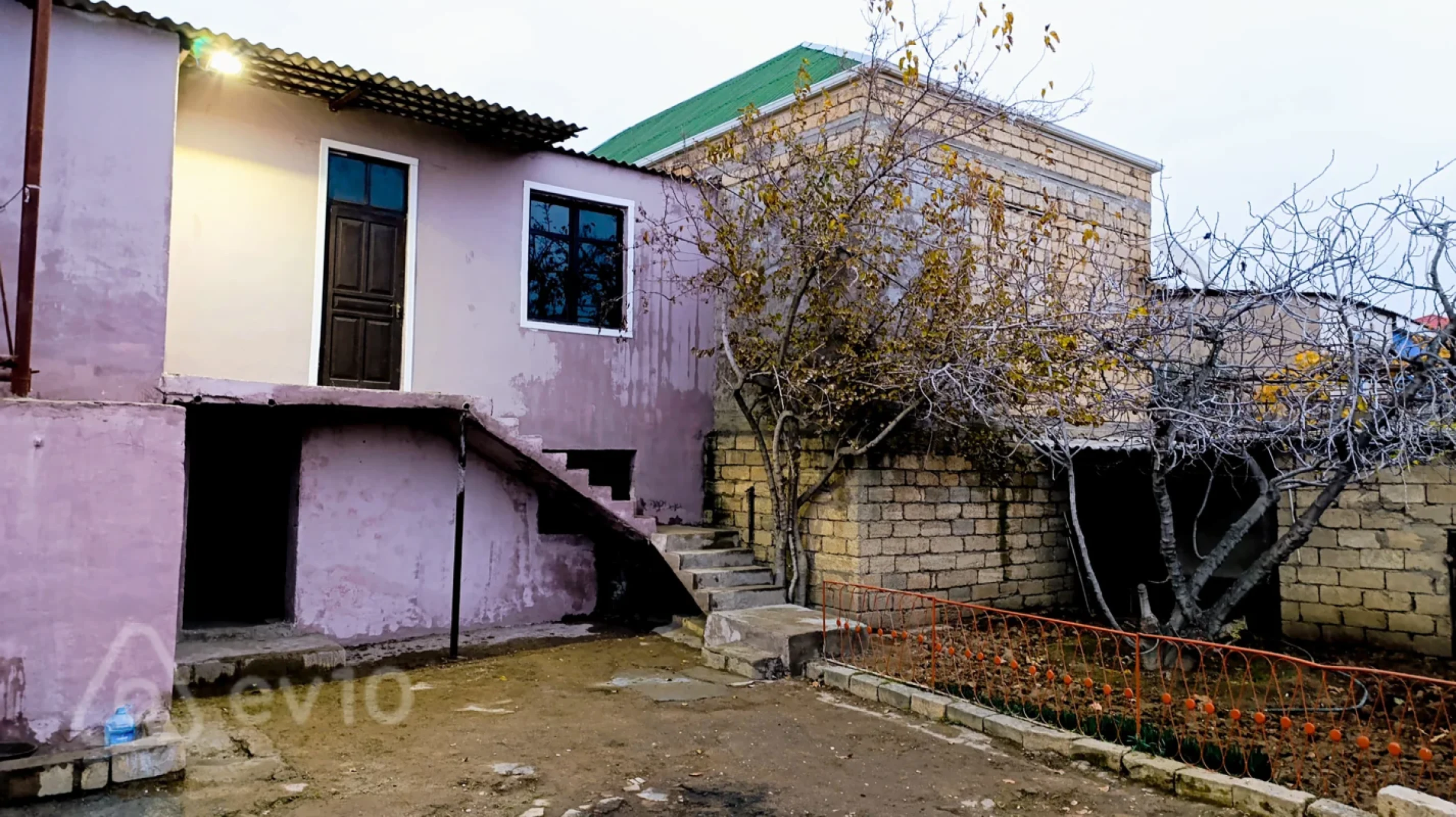 Satılır 6 otaqlı həyət evi 150 m²